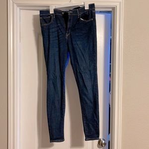 Levi 720 high rise super skinny jeans size 32